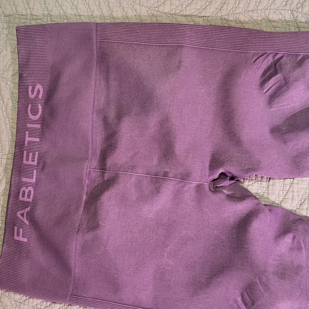 Fabletics Sync Seamless Workout Set In Washed Vio… - image 3